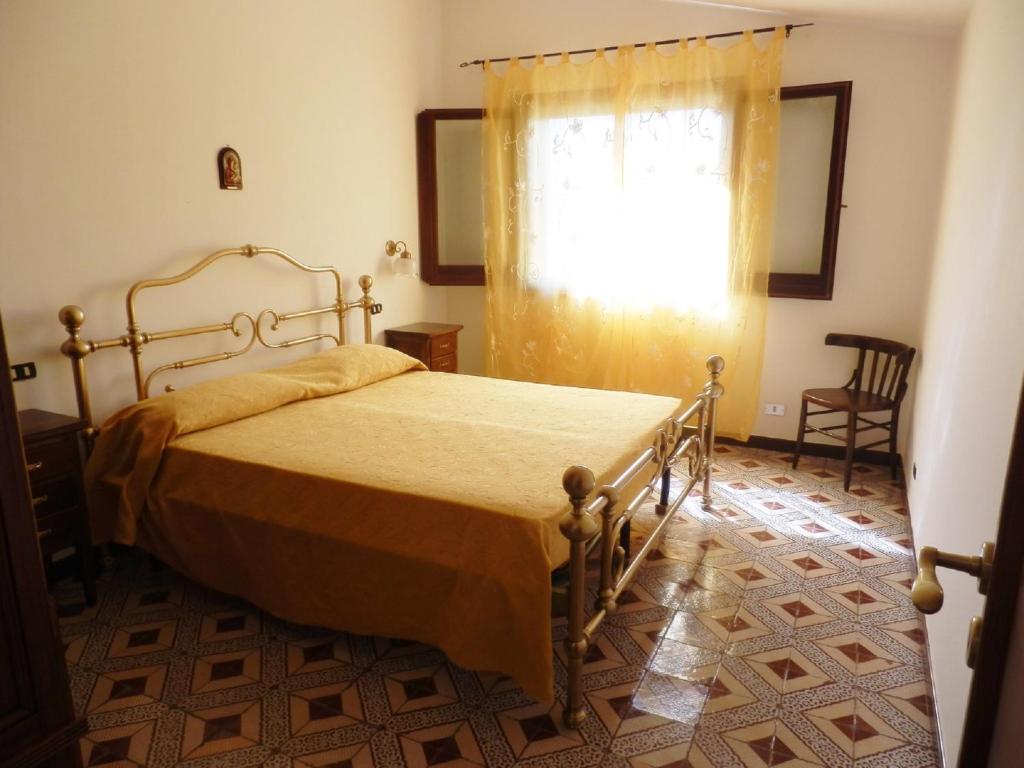 Angela Holiday Apartment room 4
